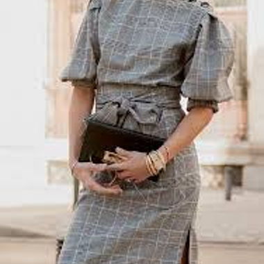 Robe mi‑longue ceinturée à carreaux noir & blanc