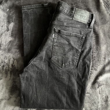 Levi’s Jeans