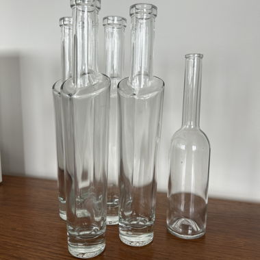 Set mit Glasflaschen
