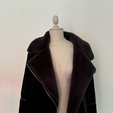gefütterte Jacke in Lederoptik