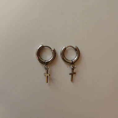Orecchini d'argento con croce