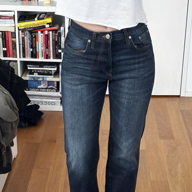 Zara High-Waist Jeans