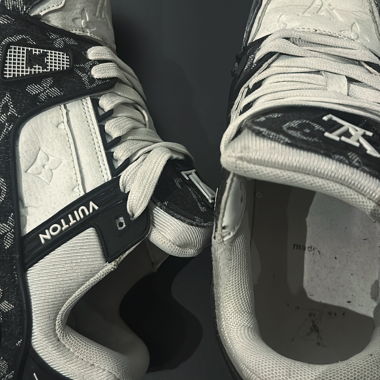 Louis Vuitton Sneaker