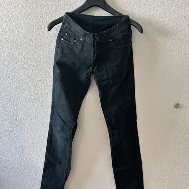 Schwarze Skinny-Jeans