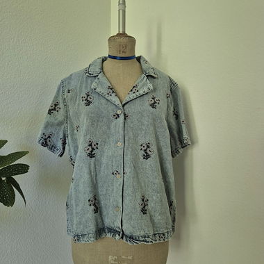 Jeans-Hemd mit Blumenmuster