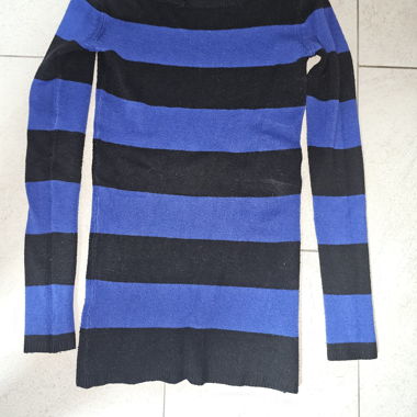 Gestreifter Strickpullover