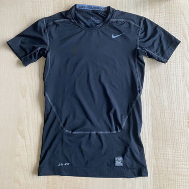 Maillot de sport Nike Pro Combat noir