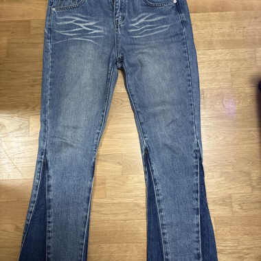 Flared Jeans