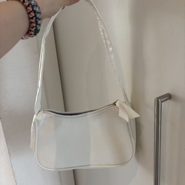 White shoulder bag