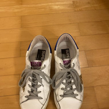 Golden Goose Sneakers