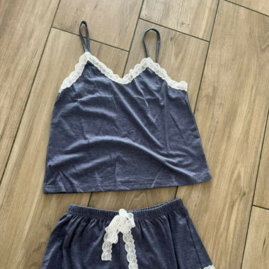Top und Shorts ungetragen Grösse S