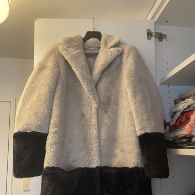 Fake Fur Mantel