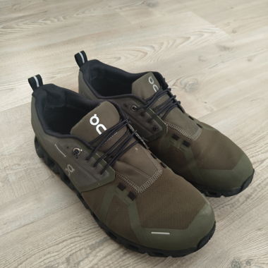 Scarpe On verdi