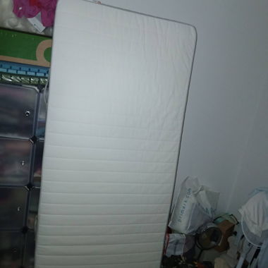 Materasso bianco