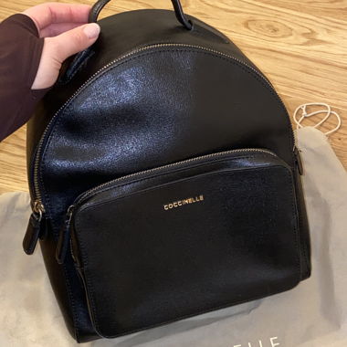 Grosser schwarzer Coccinelle-Rucksack aus Leder