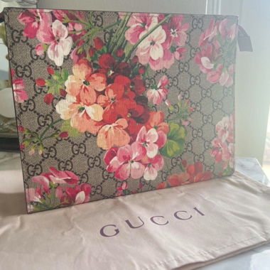 Pochette Gucci à fleurs