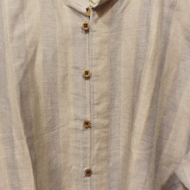 Camicia da uomo beige a righe in misto lino 