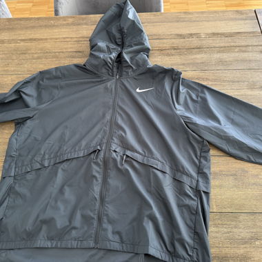 Giacca da running Nike nera