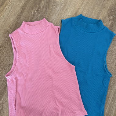 Lot de deux tops sans manches côtelés rose et turquoise