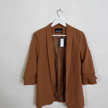 Blazer marrone PIECES