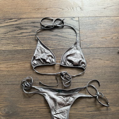 Skims Bikini set by Kim Kardashian Bikini silver