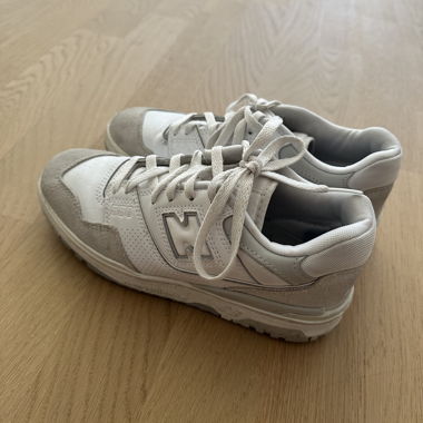 NEW BALANCE 550