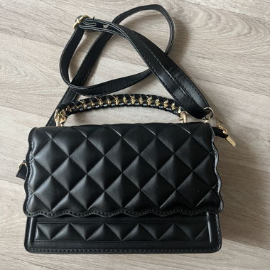 Sac bandoulière matelassé noir