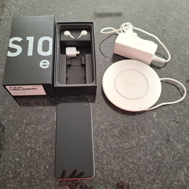 Samsung S10e