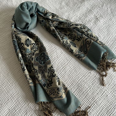 pashmina reversible scarf