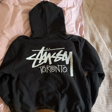 stussy toronto hoodie 