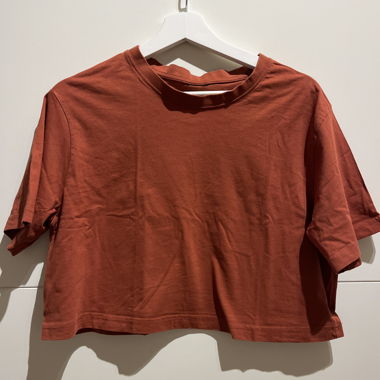 T-shirt court rouge bordeaux
