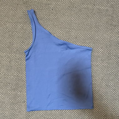 Top asimmetrico blu