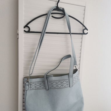 Babyblaue Tasche