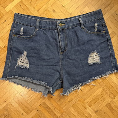 Shorts en jean à look destroyed