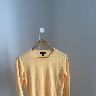 Orange sweater