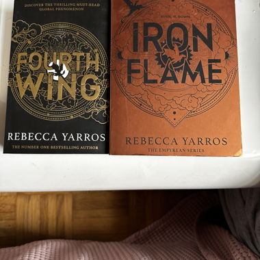 Fourth Wing & Iron Flame englisch 