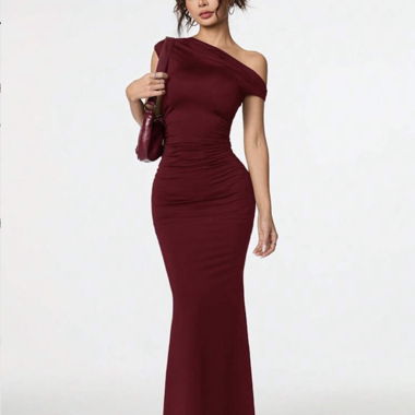 vestito rosso aderente