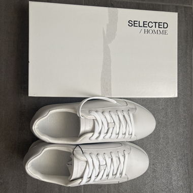 White Sneakers by Selected Homme