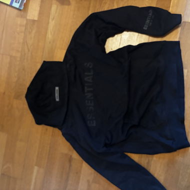 Schwarzer Essentials Tracksuit