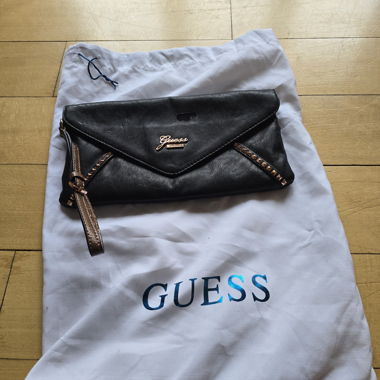 Pochette Guess