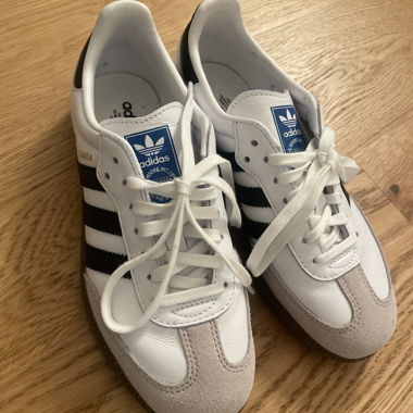 Adidas Samba Sneakers
