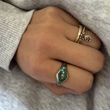 9k Gold Turquoise and seed pearl ring