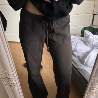 schwarze low waist jogginghose brandy melville