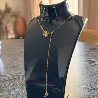 Collana elegante con racchetta da tennis & pallina