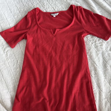Maglia a Coste Rossa