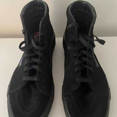 Vans Sk8-Hi black suede