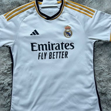 Real-Madrid-Adidas-Fussballtrikot