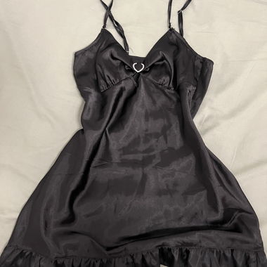 Nuisette noire en soie