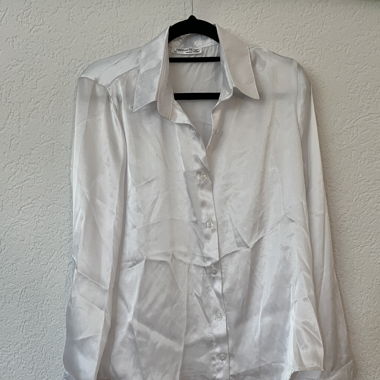 Weisse Satin Bluse