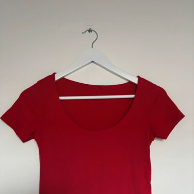 Top rouge